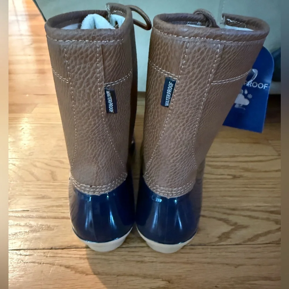 NWT JBU Womens Brown Water Resistant Maplewood Round Toe Duck Boot 8.5
